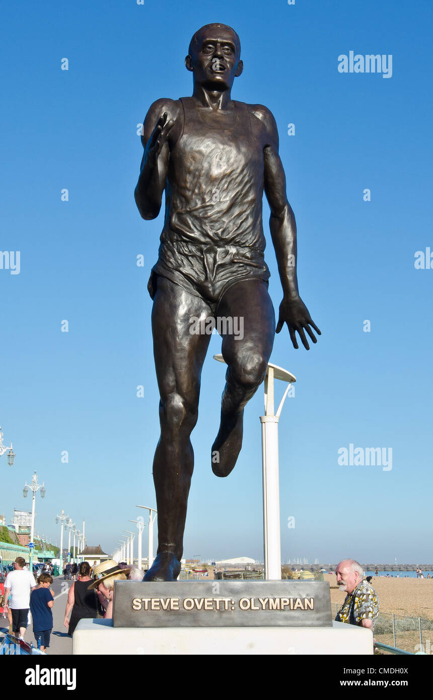 Steve ovett statue brighton hires stock photography and images Alamy