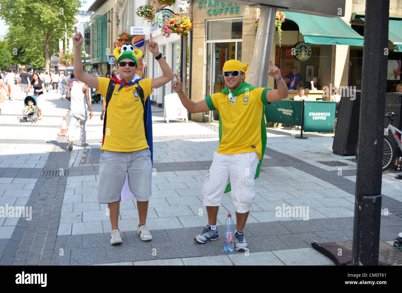 Brasilian football fans dancing number 3177 Stock Photo