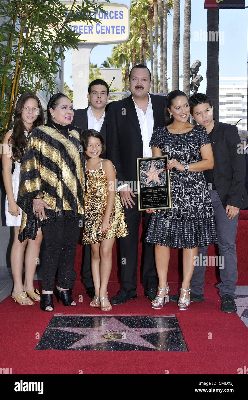 Flor Silvestre, Pepe Aguilar, Family at the induction ceremony for Star