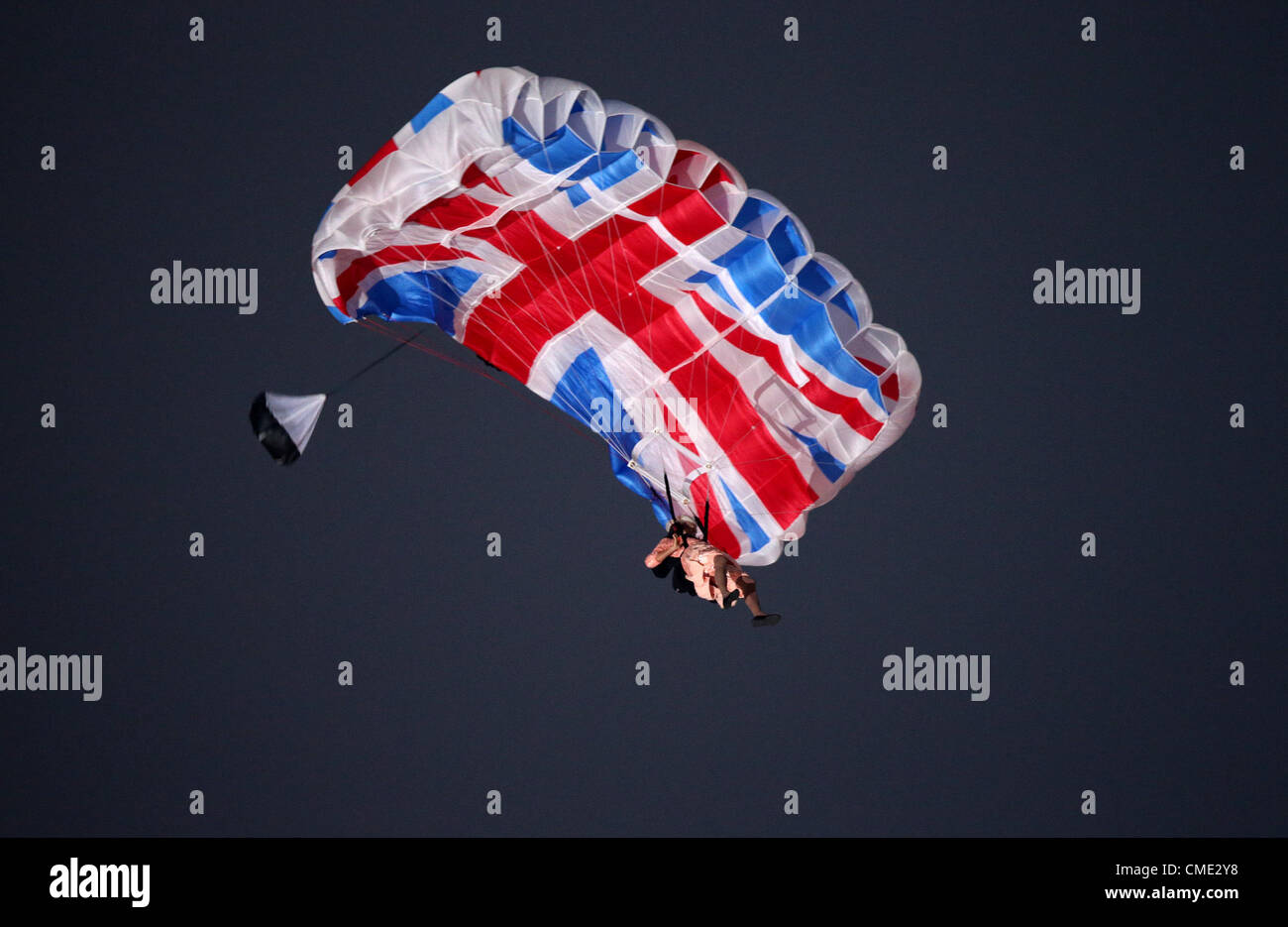 Queen opening ceremony olympic hires stock photography and images Alamy