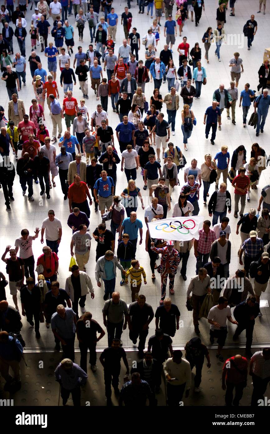 July 29, 2012 - London, England, United Kingdom - Crowds pass through the ExCel London Exhibition Centre on the third day of the 2012 London Summer Olympics. (Credit Image: © Mark Makela/ZUMAPRESS.com) Stock Photo