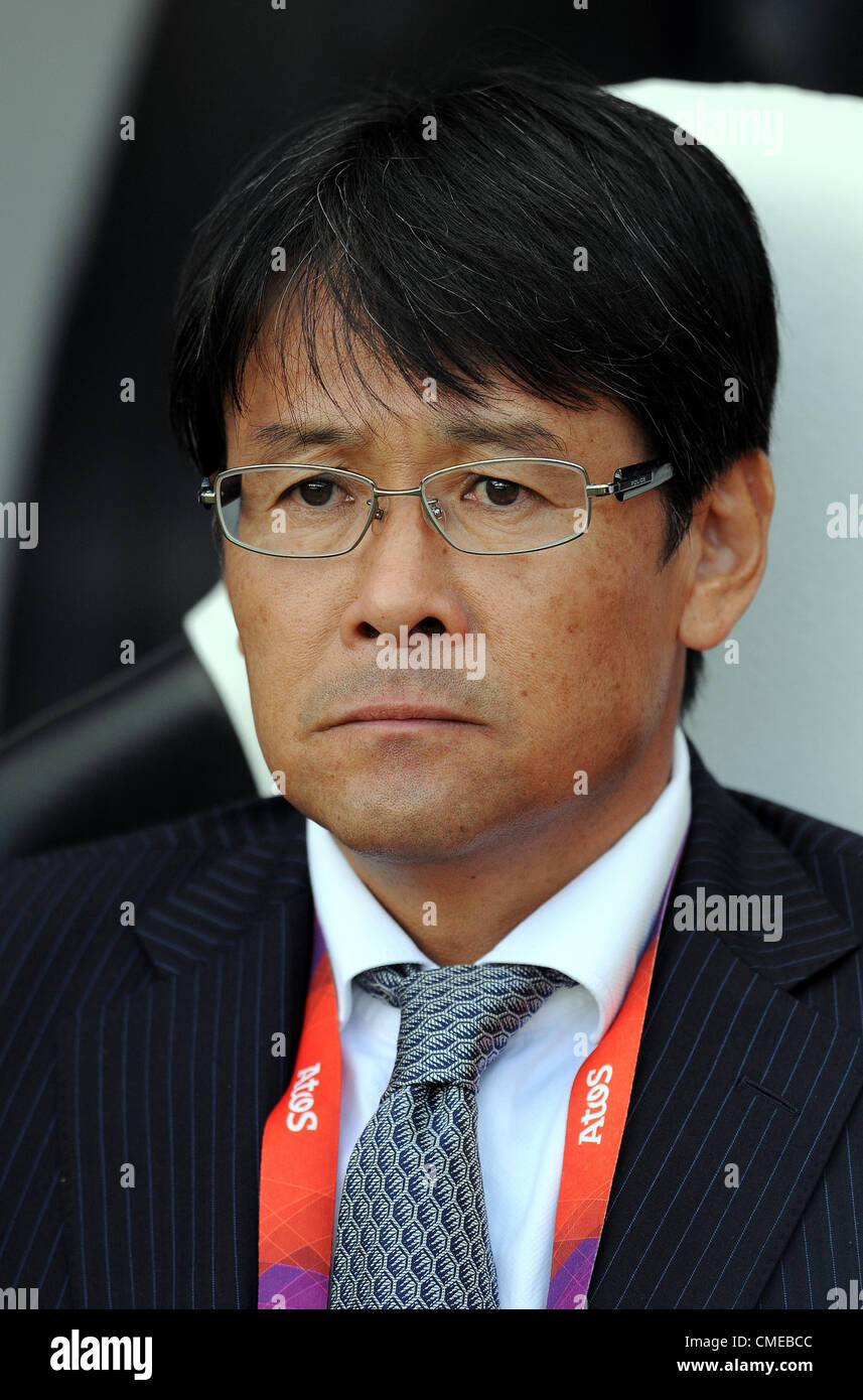 TAKASHI SEKIZUKA JAPAN COACH JAPAN COACH ST JAMES PARK NEWCASTLE