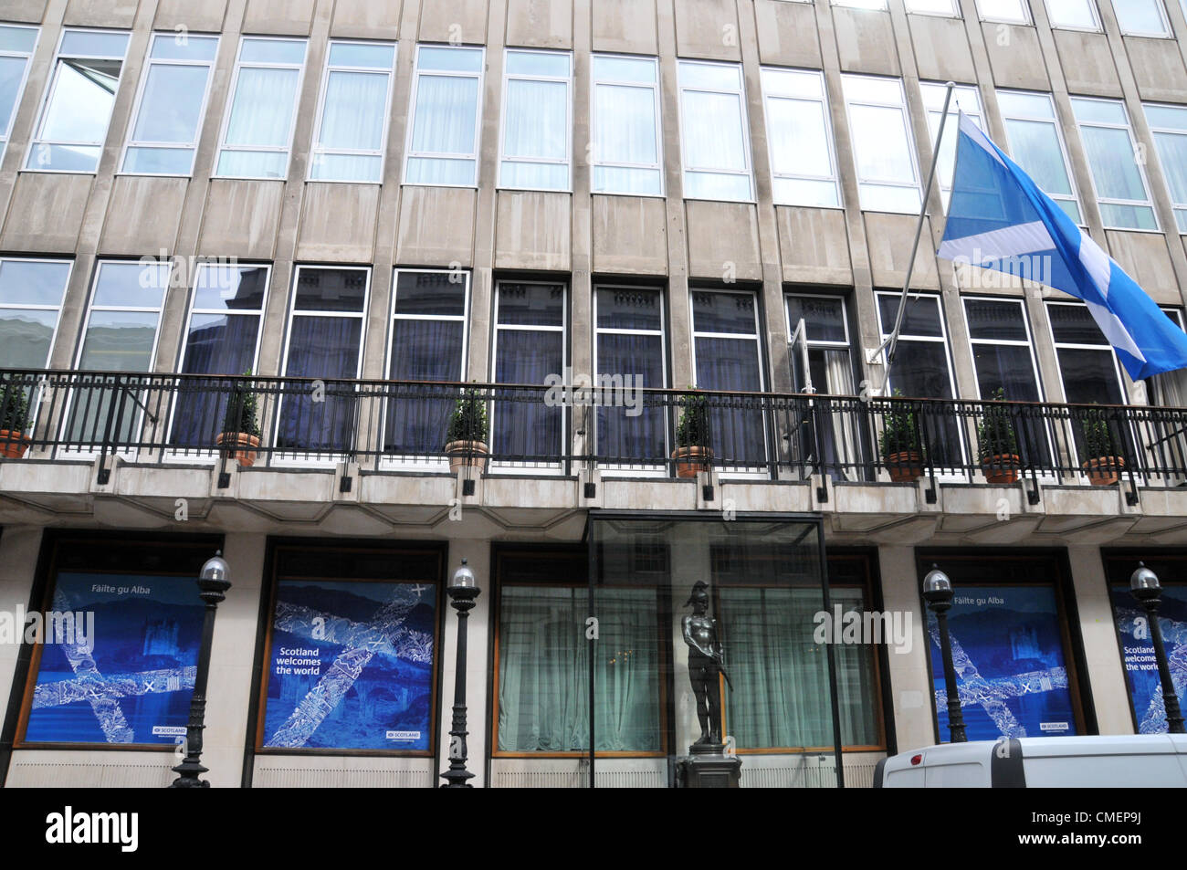 Pall Mall, London, UK. 31st July 2012. SNP Leader Alex Salmond has