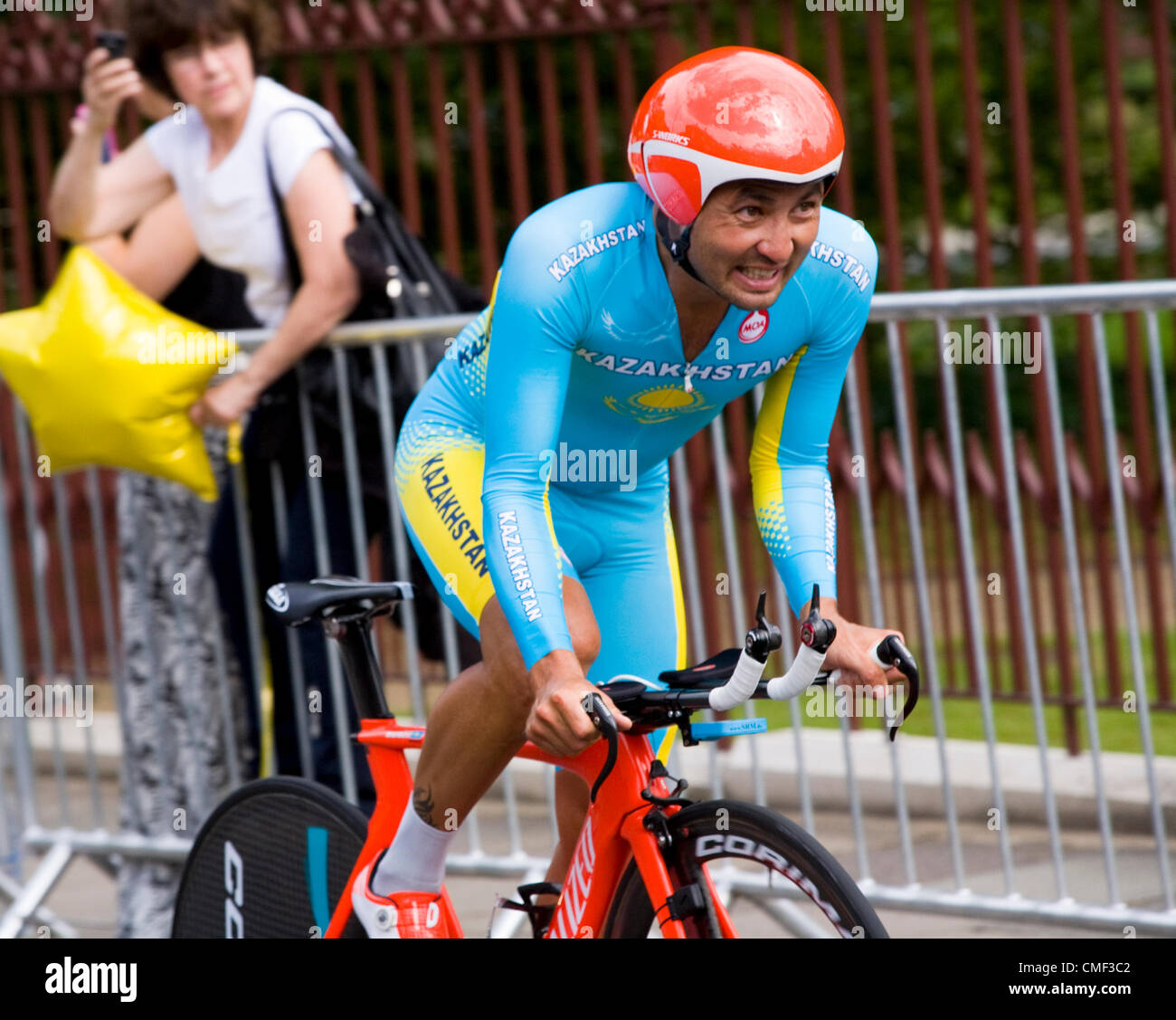 Assan Bazayev (Kazakhstan) in the men's time trial final. Here he is