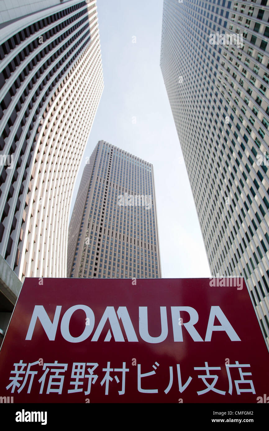 Shinjuku nomura building hires stock photography and images Alamy