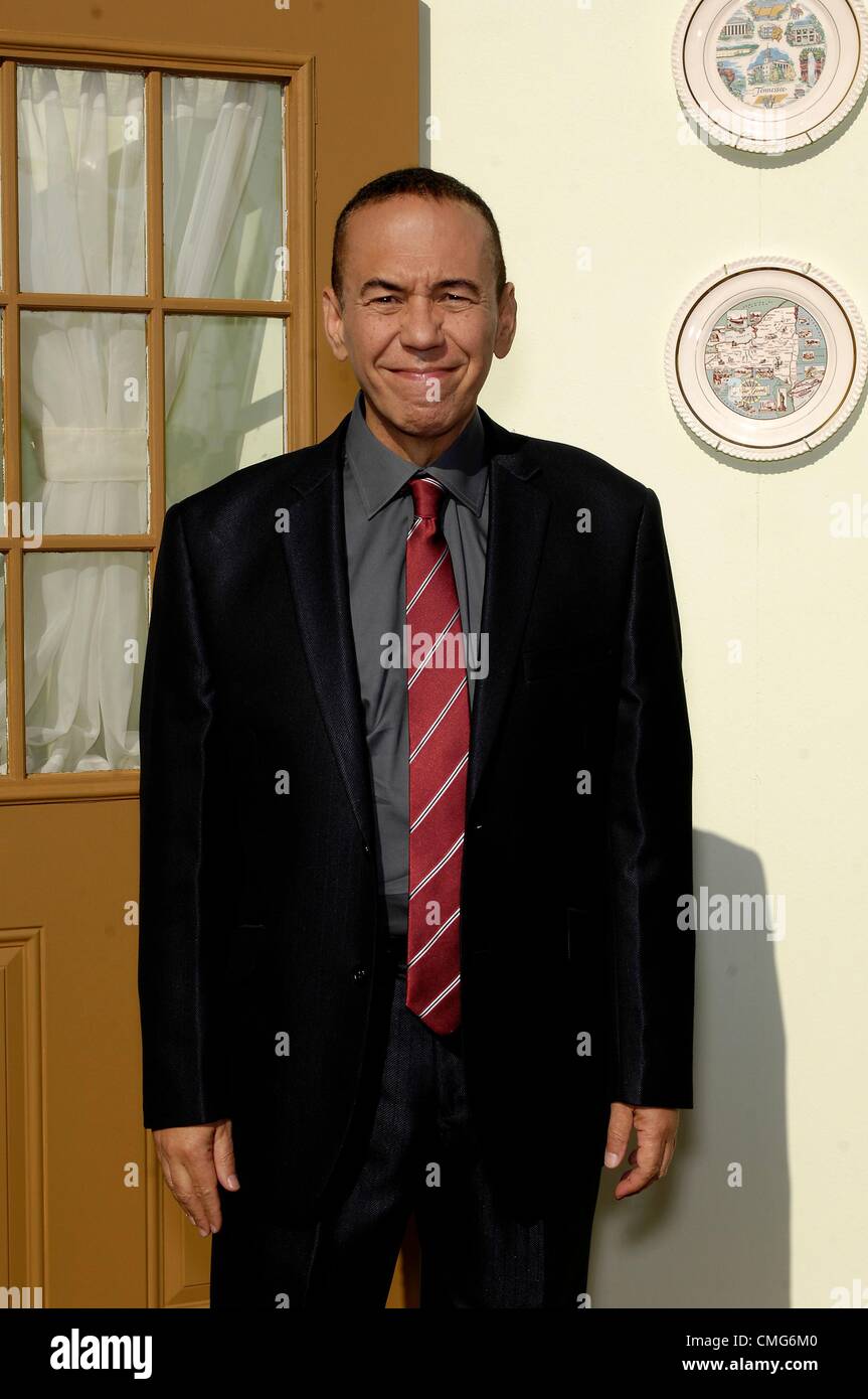 Gilbert Gottfried at arrivals for Comedy Central Roast of Roseanne