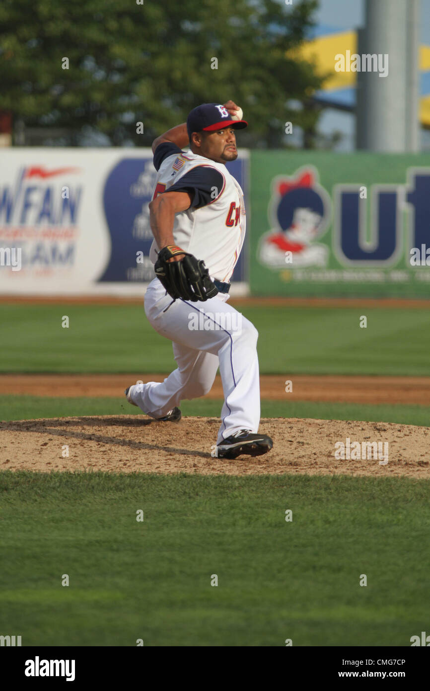 Aug. 15, 2001 - Staten Island Yankees play The Brooklyn Cyclones at Staten  Island Stadium. Bruce Cotler 8/14/01. BRUCE COTLER/(Credit Image: © Globe  Photos/ZUMAPRESS.com Stock Photo - Alamy