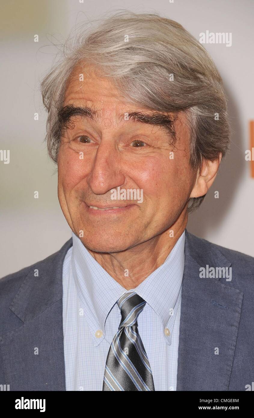 USA. Sam Waterson at arrivals for HOPE SPRINGS Premiere, School of