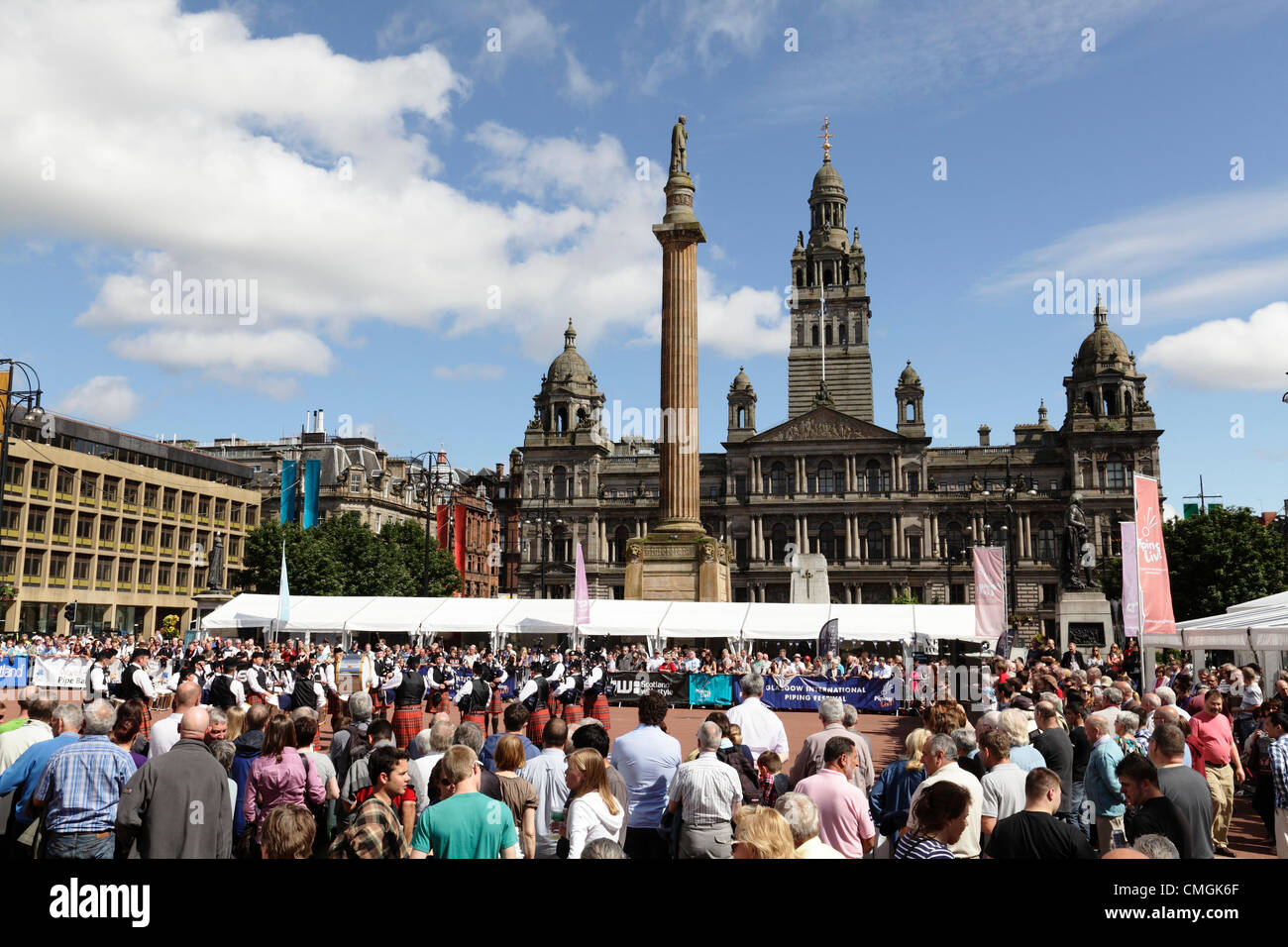 George Square, Glasgow city centre, Scotland, UK, Tuesday, 7th August, 2012. Strathclyde Police Pipe Band performing at the Piping Live Event Stock Photo