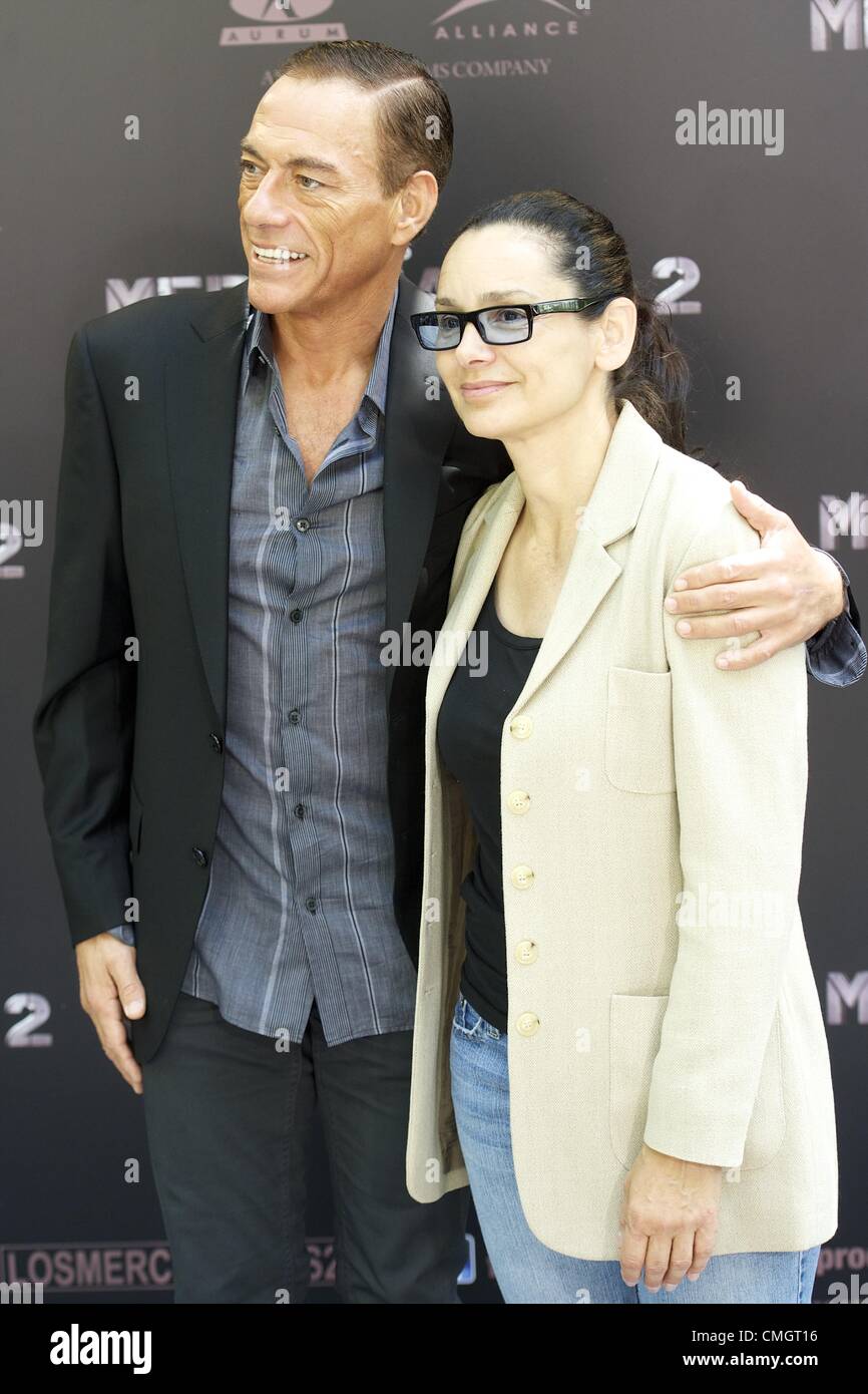 Extraordinary Jean Claude Van Damme Wife Gallery