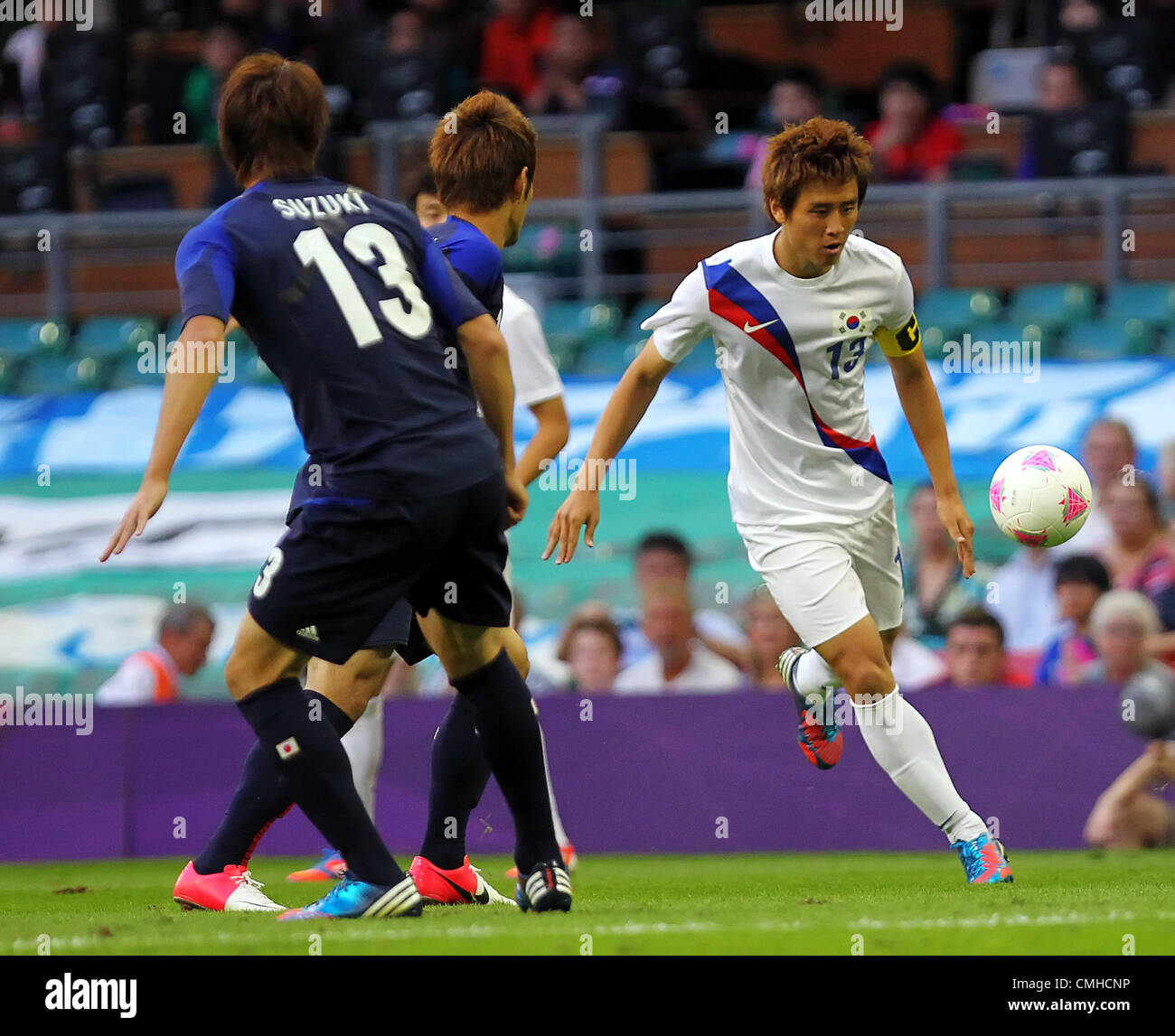 10th Aug 2012. 10.08.2012 Cardiff, Wales. South Korea Midfielder Koo Ja-Cheol (Augsburg)  in action during the Olympic Football Men's Bronze Medal Match between Japan and Republic of Korea. South Korea win the London 2012 Olympic Games Bronze Medal by beating Japan 2-0. Stock Photo