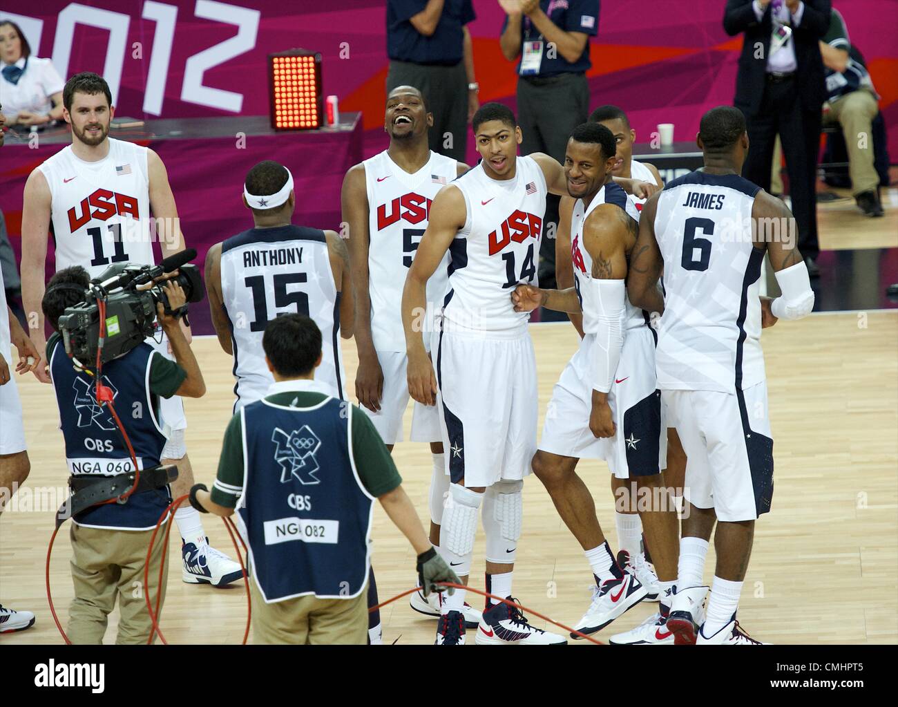 London 2012 Olympics: USA 'Dream Team' retain gold medal with