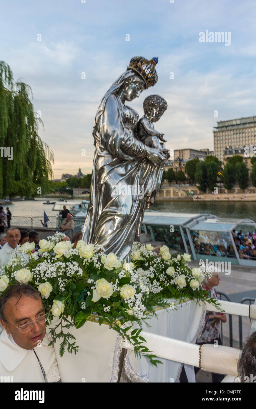 Paris, France, Christian Pilgrims Celebrating August 15, Assumption of