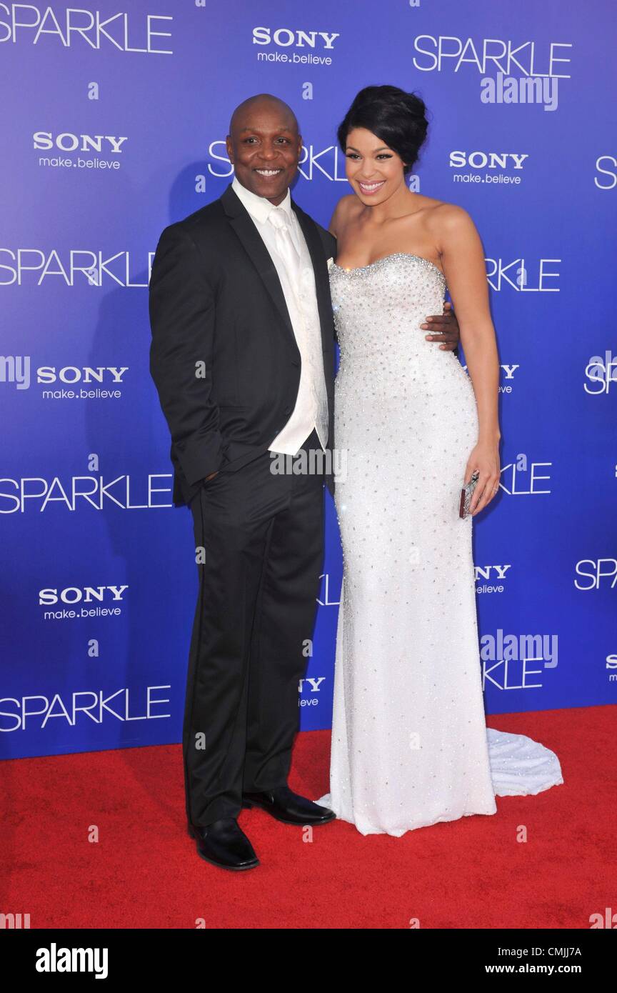 16th Aug 2012. Phillippi Sparks, Jordin Sparks at arrivals for SPARKLE Premiere, Grauman's Chinese Theatre, Los Angeles, CA August 16, 2012. Photo By: Elizabeth Goodenough/Everett Collection/ Alamy Live News Stock Photo