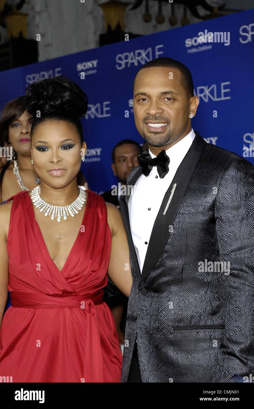 Michelle McCain, Mike Epps at arrivals for SPARKLE Premiere, Grauman's Chinese Theatre, Los Angeles, CA August 16, 2012. Photo By: Michael Germana/Everett Collection Stock Photo