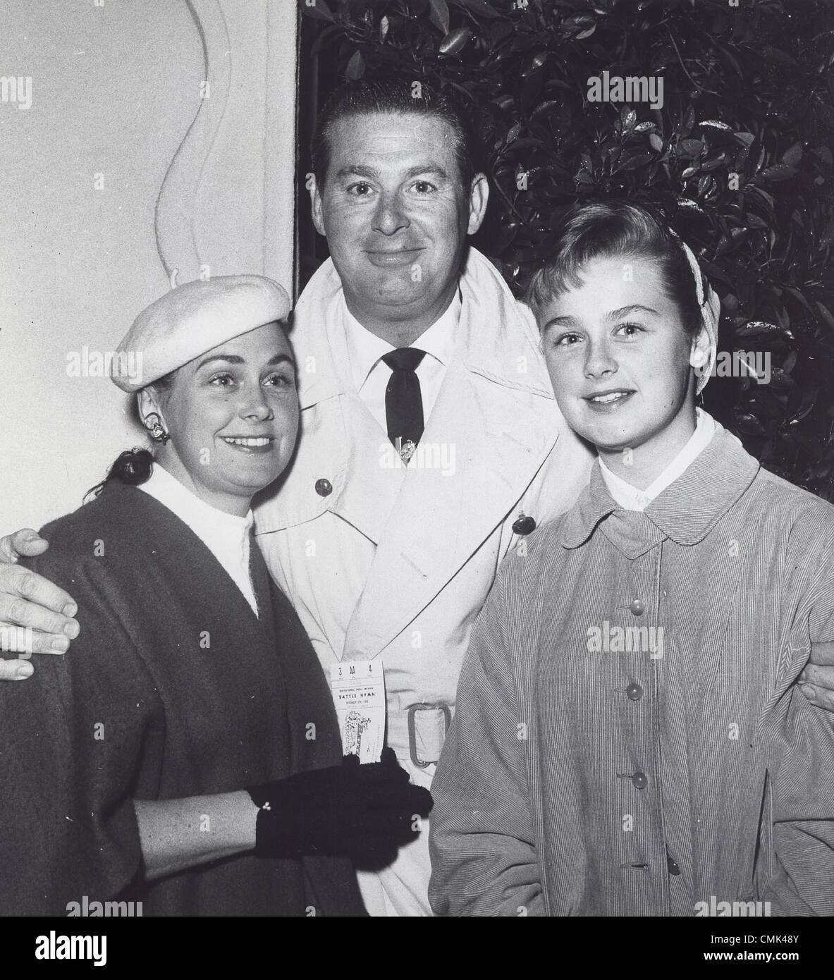 DON DEFORE with children Penny Lu DeFore , and Dawn DeFore .Supplied by ...