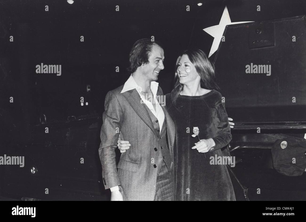 LINDSAY WAGNER with Jack Kirk at Au Petit Cafe in Hollywood.Supplied by   Photos, inc.(Credit Image: Â© Supplied By Globe Photos, Inc/Globe Photos/ZUMAPRESS.com) Stock Photo