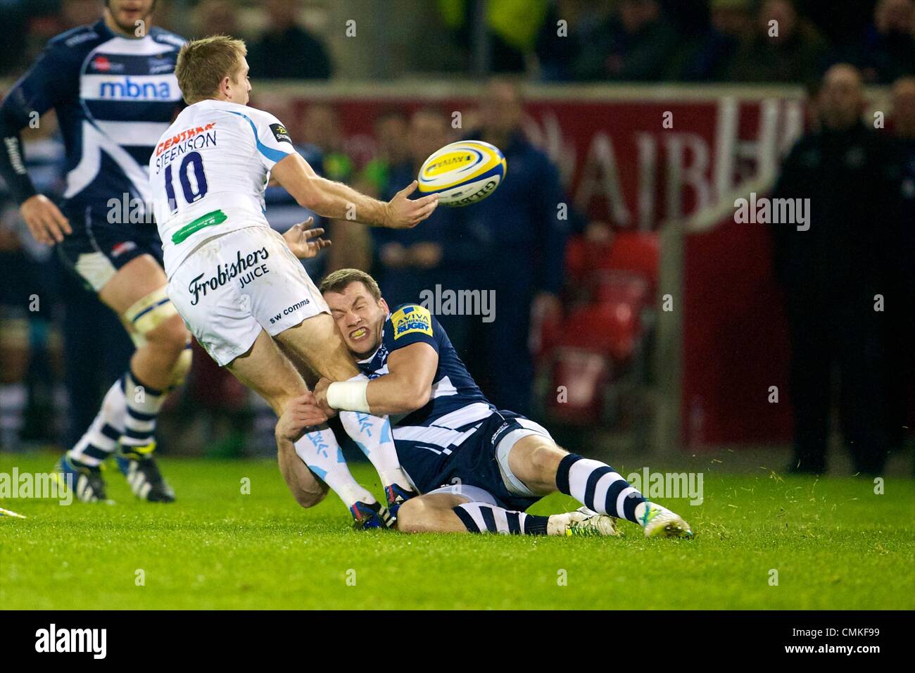 Salford, UK. 01st Nov, 2013. Exeter Chiefs Gareth Steenson (fly-half) and Sale Sharks Mark Cueto (wing) during the Aviva Premiership Rugby match between Sale Sharks v Exeter Chiefs from the AJ Bell Stadium. Credit:  Action Plus Sports/Alamy Live News Stock Photo