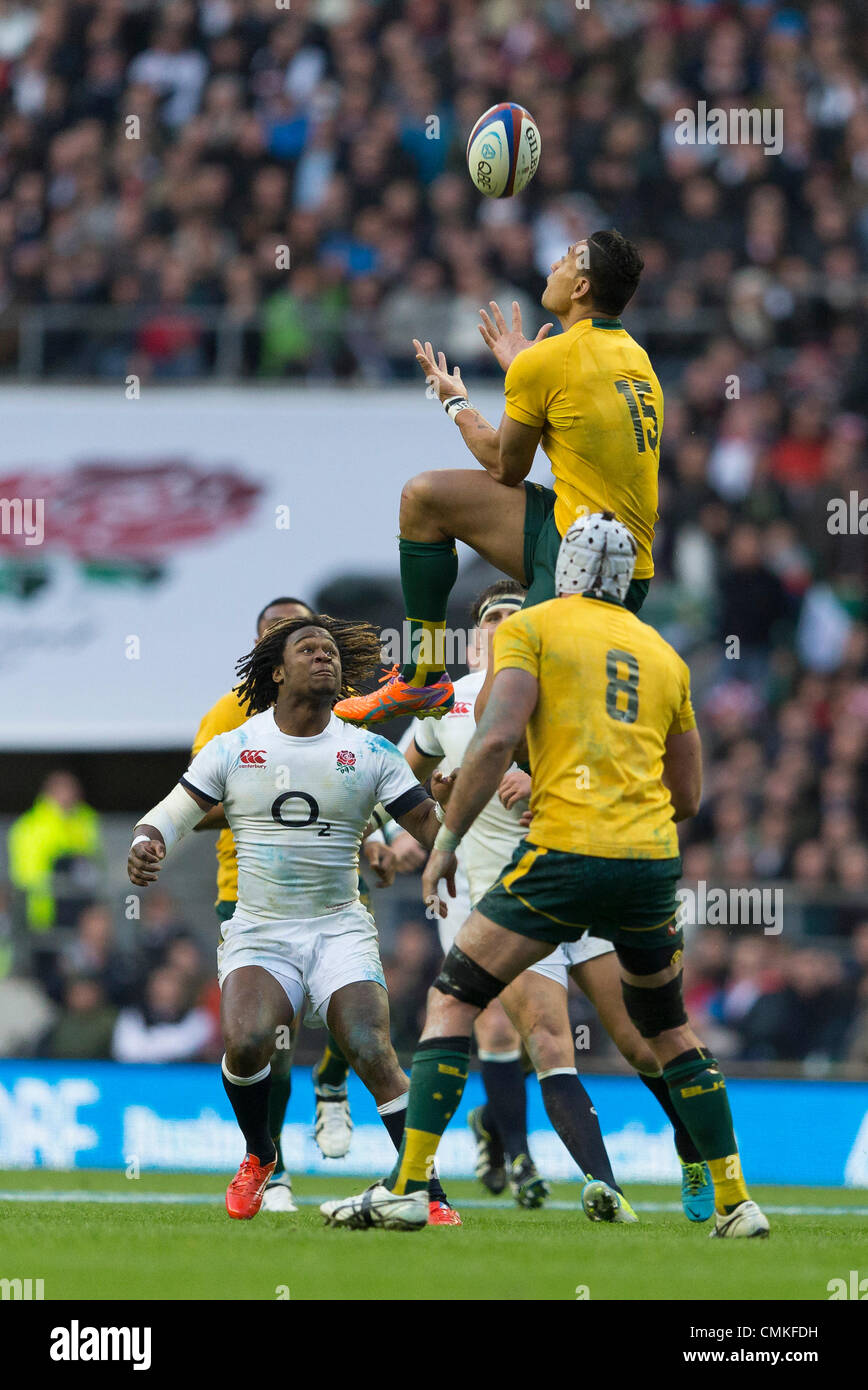 London Uk 02nd Nov 2013 Australia Fullback Israel Folau Prepares Stock Photo Alamy