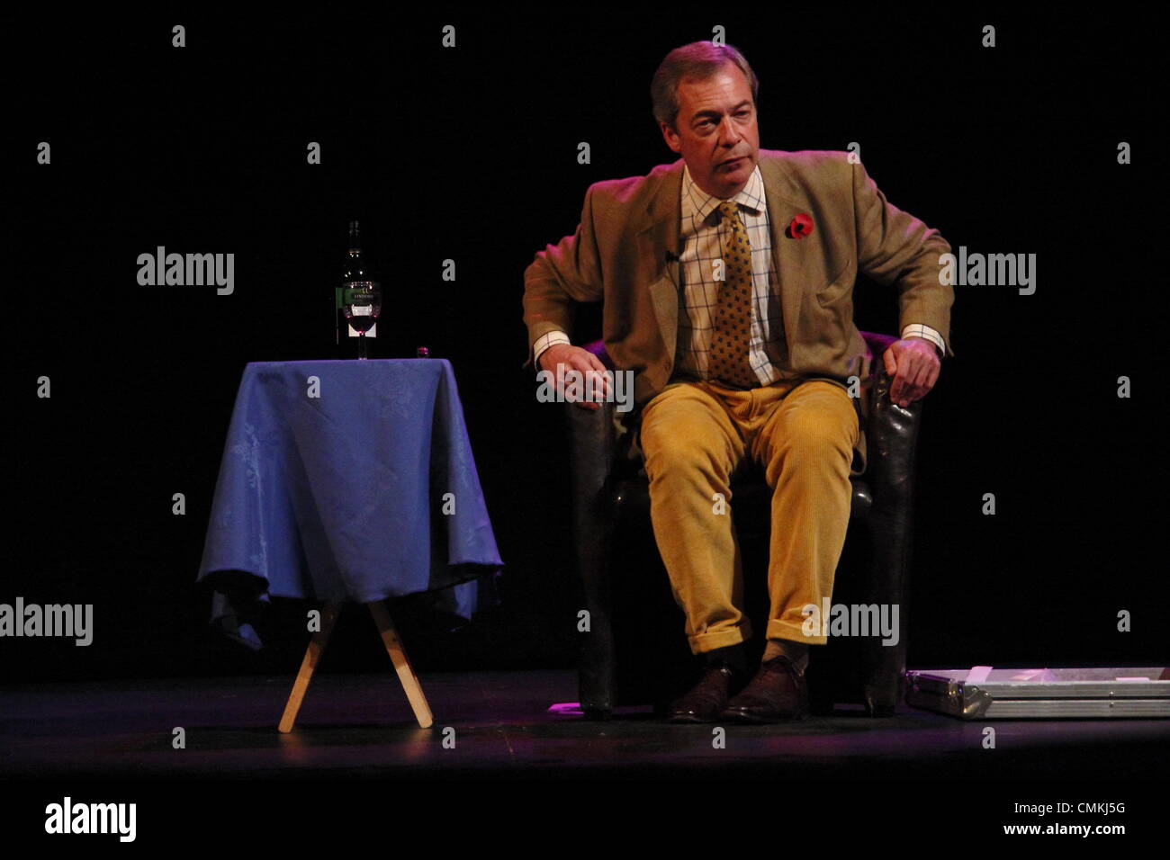 Nigel farage theatre tour hi-res stock photography and images - Alamy