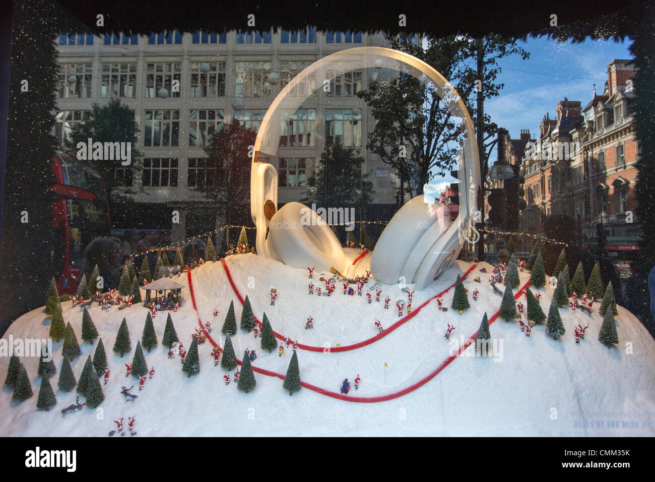 London, UK. 4th Nov, 2013. Selfridges department store on Oxford street, London. Christmas window display showing giant Beats by dr dre headphones. Credit:  graham whitby boot/Alamy Live News Stock Photo