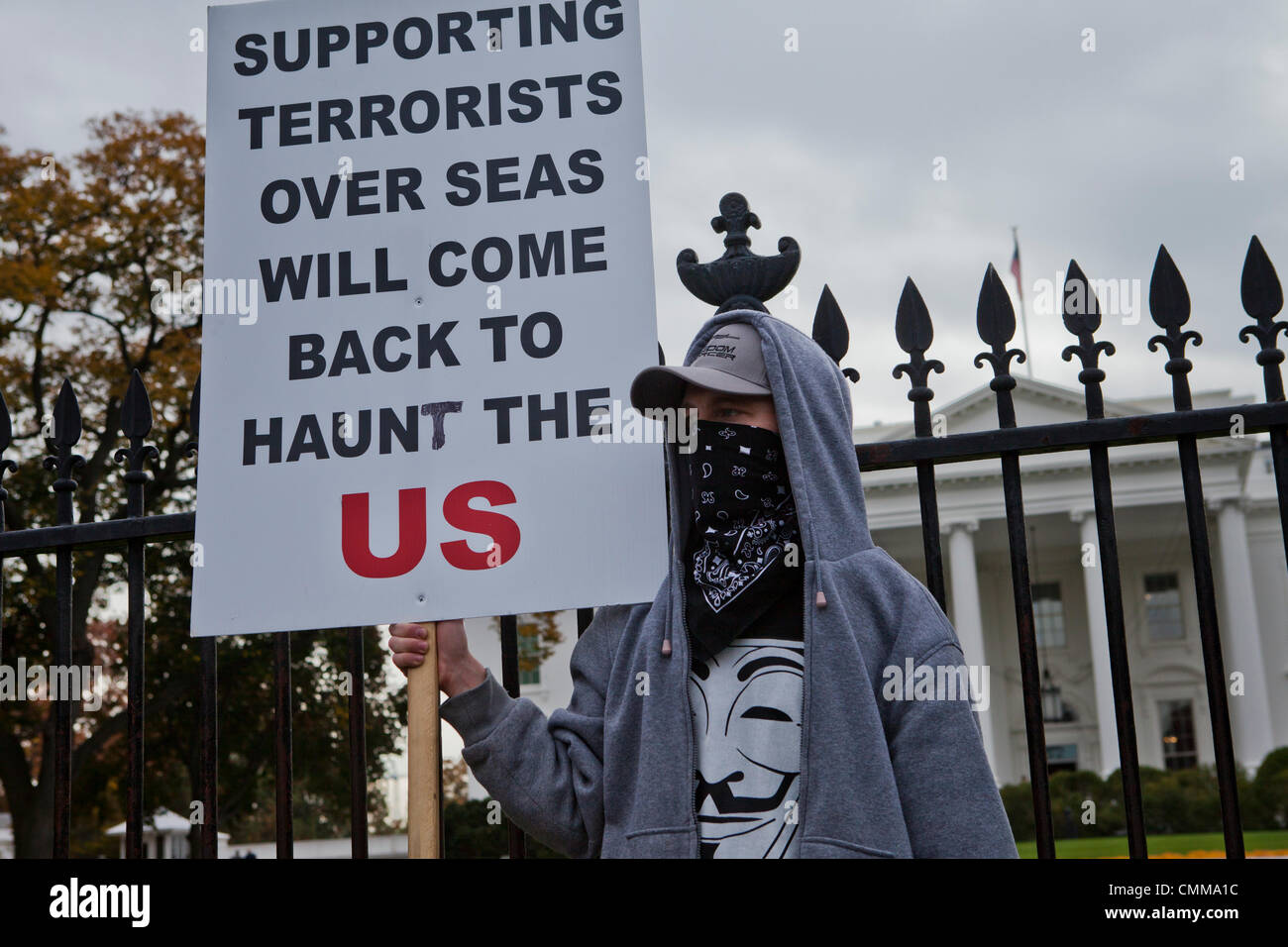 Washington, DC USA. 5th Nov, 2013.  Thousands of Anonymous members and supporters rally in Washington, DC, protesting against corporate greed and corrupt governments around the world. Credit:  B Christopher/Alamy Live News Stock Photo