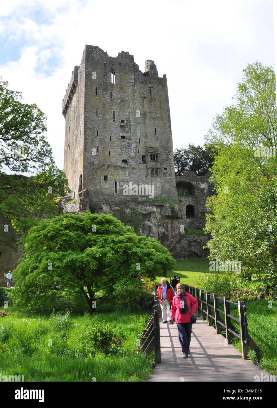 Blarney Castle is a medieval stronghold situated about eight kilometres northwest of Cork, photo taken May 26, 2013. The historic castle is famous for a stone which is set in the wall below the battlements. It is said to bestow the power of eloquence upon those who kiss it. Blarney Castle and its surrounding gardens and woodland along the River Martin attract lots of visitors from all over the world. Photo: Frank Baumgart Stock Photo