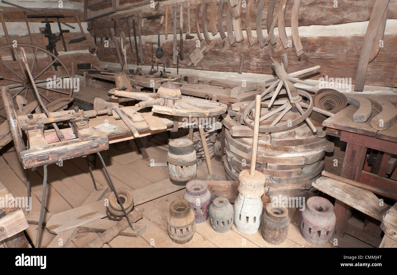 Tennessee, Norris, Museum of Appalachia, wheelwright shop. Stock Photo