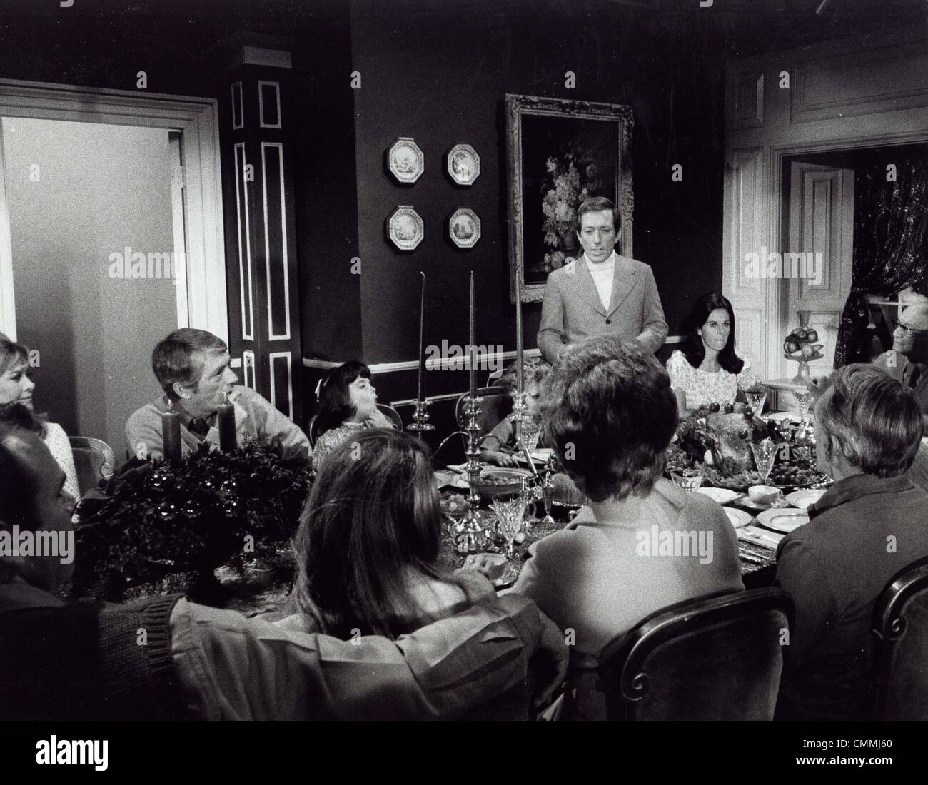 ANDY WILLIAMS with his family.AKA Howard Andrew Williams.The Andy Williams Show (Christmas Show).Supplied by   Photos inc..still.(Credit Image: Â© Supplied By Globe Photos Inc/Globe Photos/ZUMAPRESS.com) Stock Photo