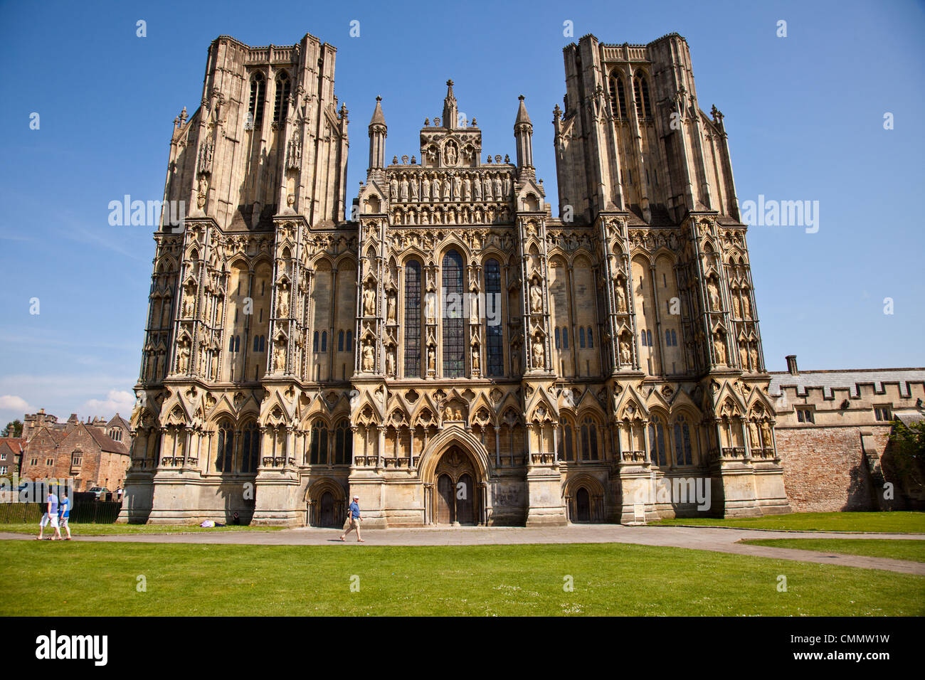 Wells cathedral hi-res stock photography and images - Alamy