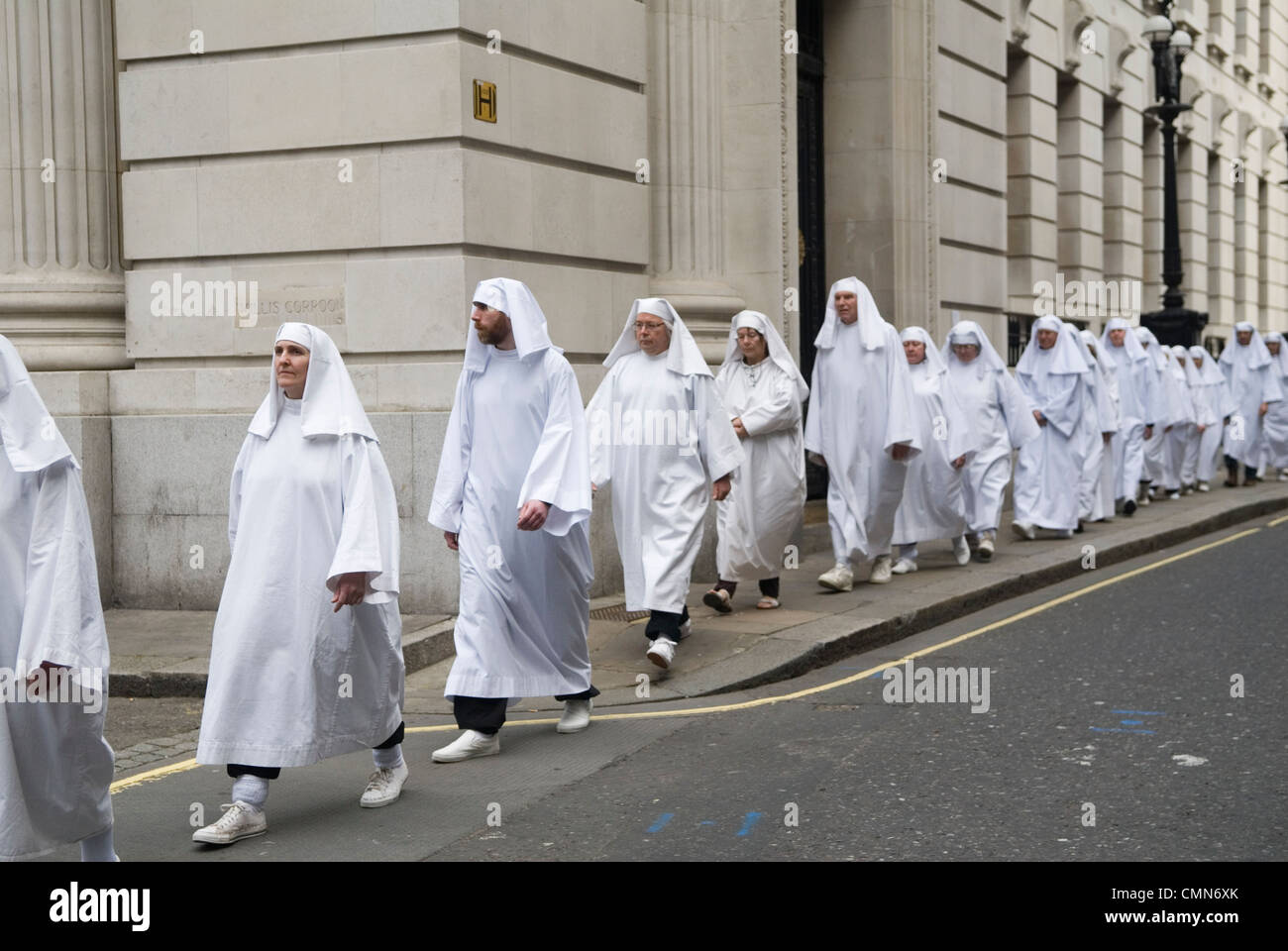 British druids tower hill hi-res stock photography and images - Alamy