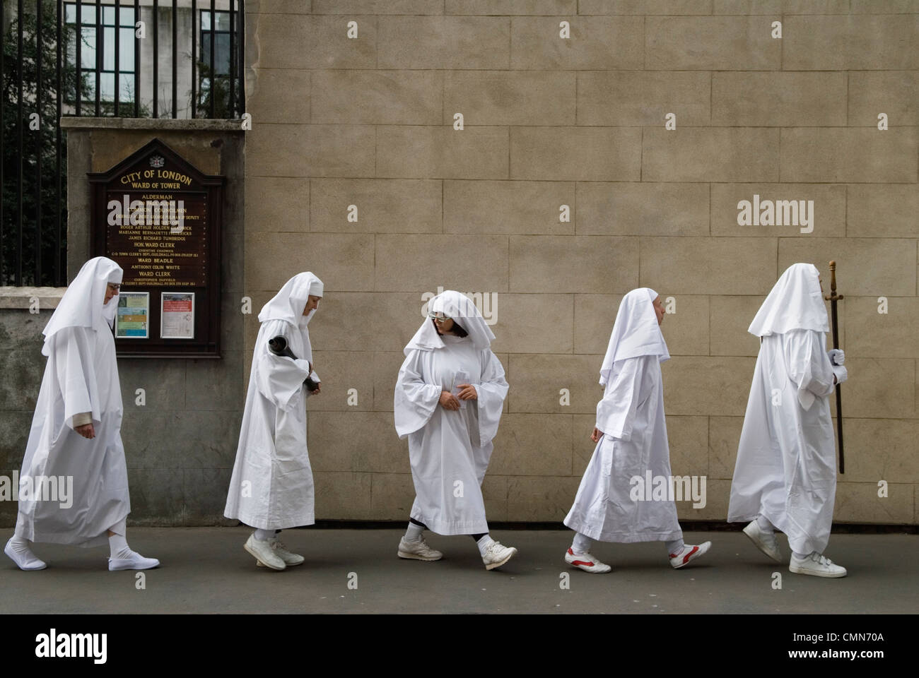 British druids tower hill hi-res stock photography and images - Alamy