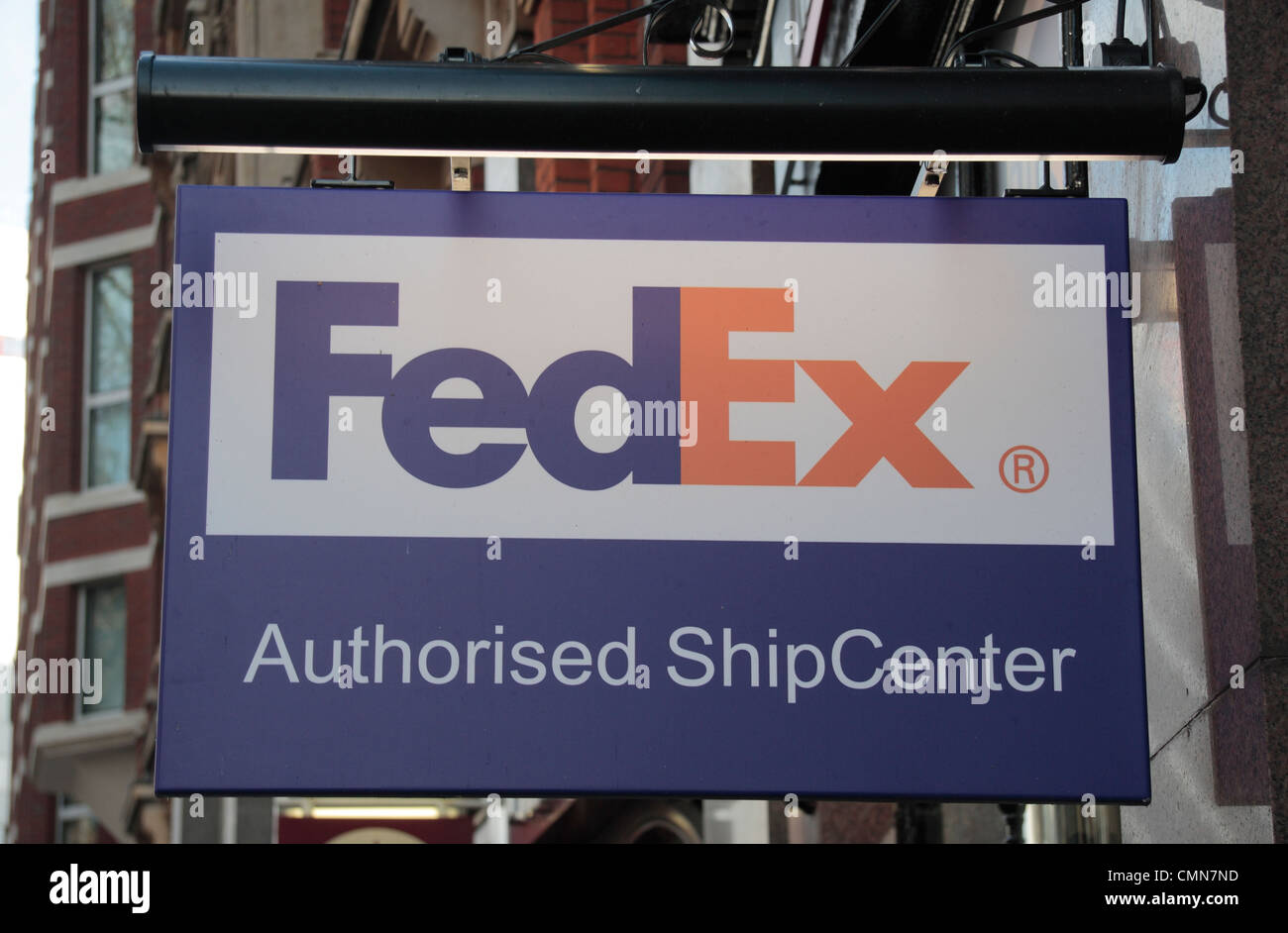 Fedex Express Logo High Resolution Stock Photography and Images Alamy