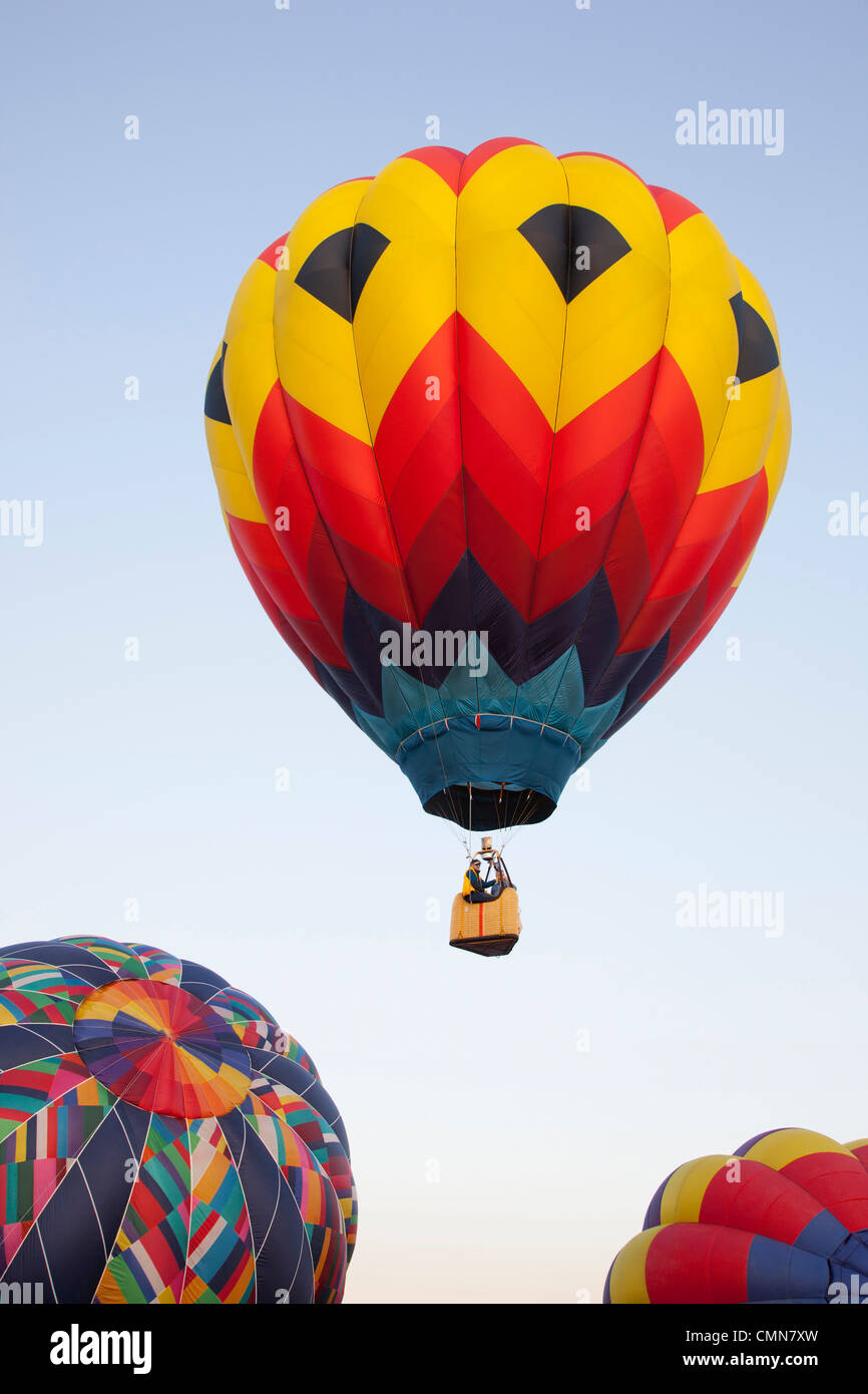 WA, Prosser, The Great Prosser Balloon Rally, Launching hot air