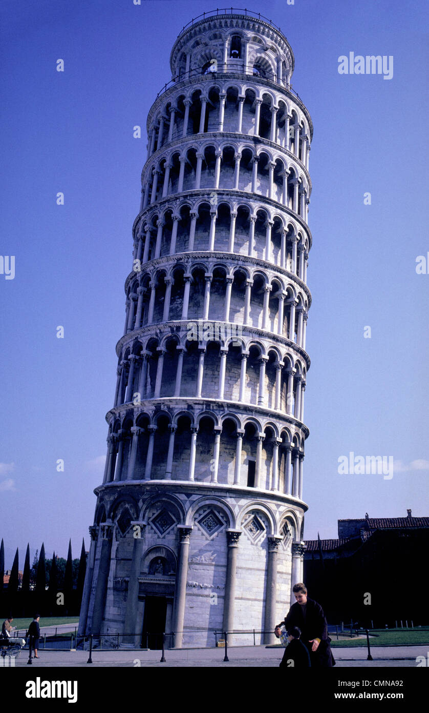 The worldfamous white marble Leaning Tower of Pisa campanile (bell