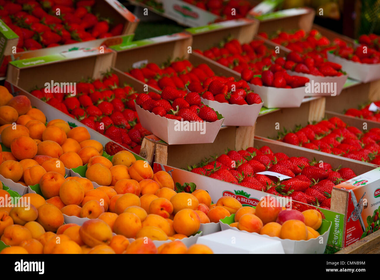 Fresh fruit found in shops along Rue Montorgueil in Paris Stock Photo