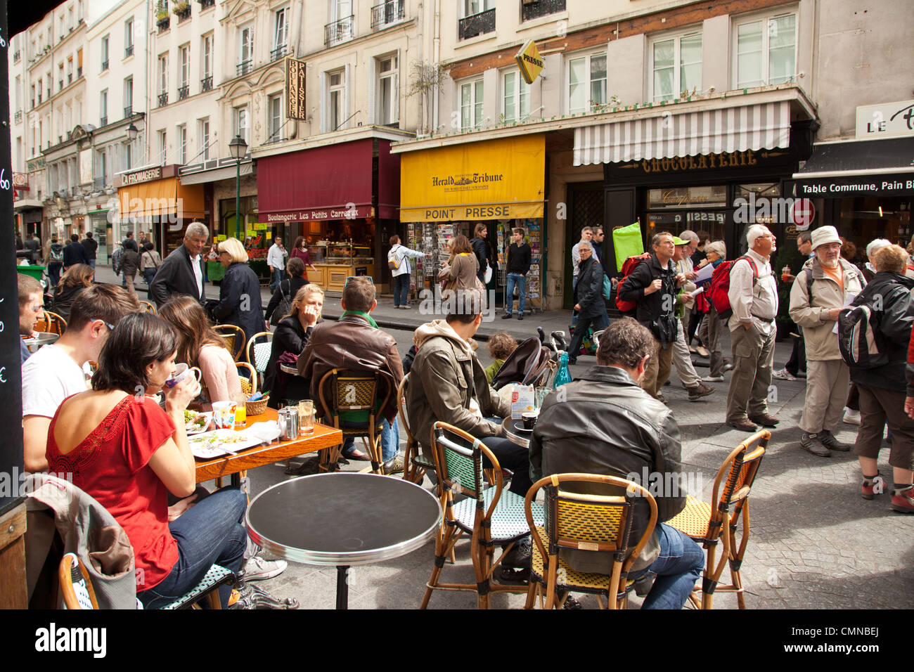 Cafe and diners in rue Montorgueil in Paris France Stock Photo