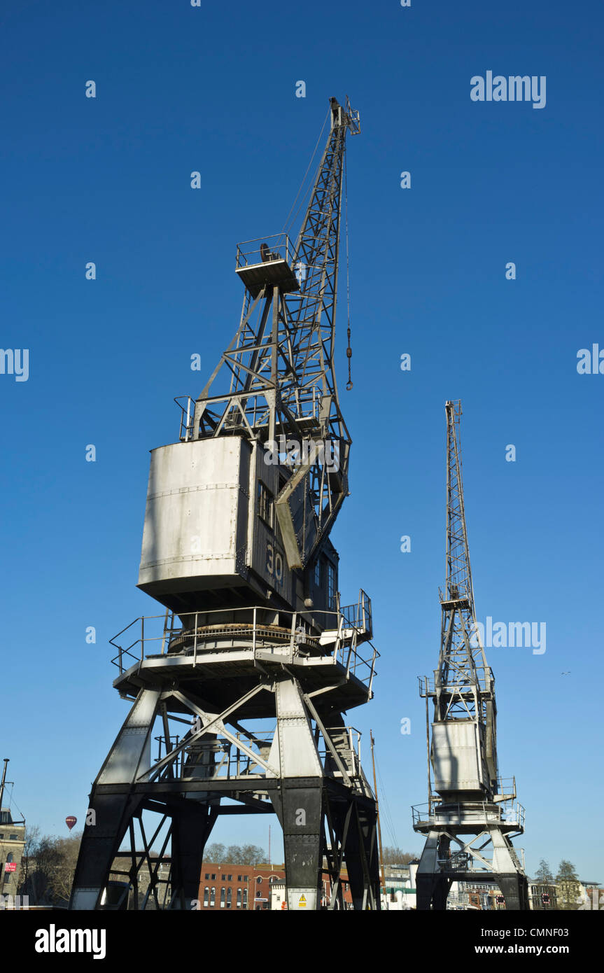 dh Bristol Floating Harbour BRISTOL DOCKS BRISTOL Old Bristol 1950s dock cranes Stothert and Pitt Bath Electric Cranes crane uk Stock Photo