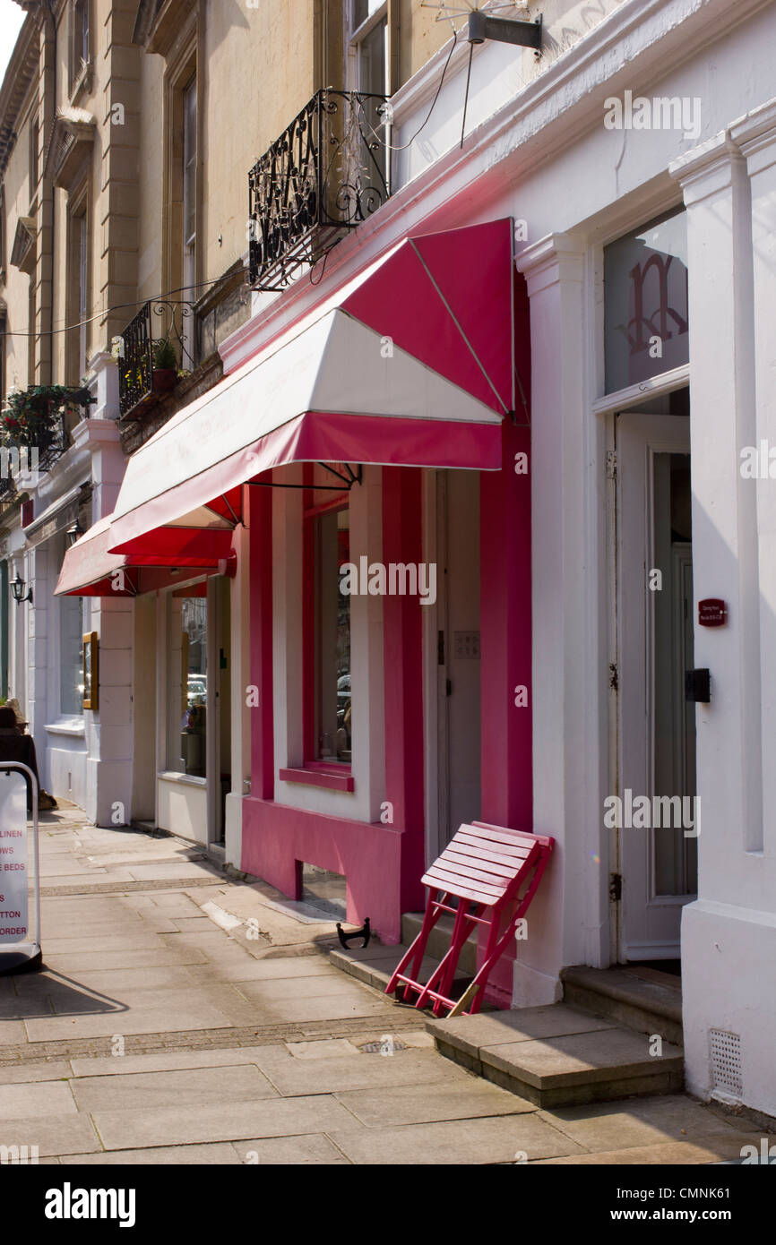 Pink boutique shop front in Montpellier, Cheltenham Spa Stock Photo - Alamy