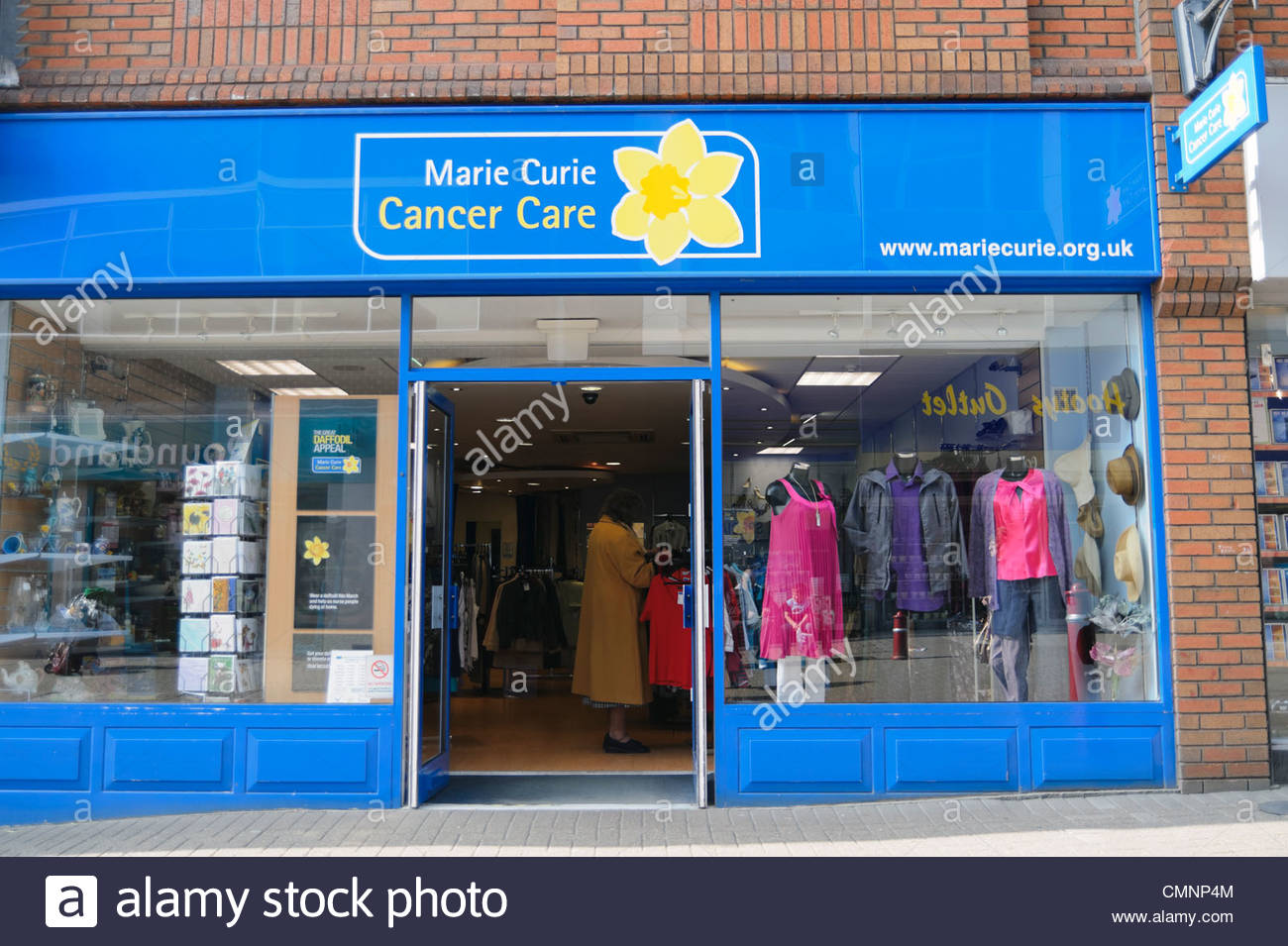 Uk Charity Shop Stock Photos & Uk Charity Shop Stock Images Alamy