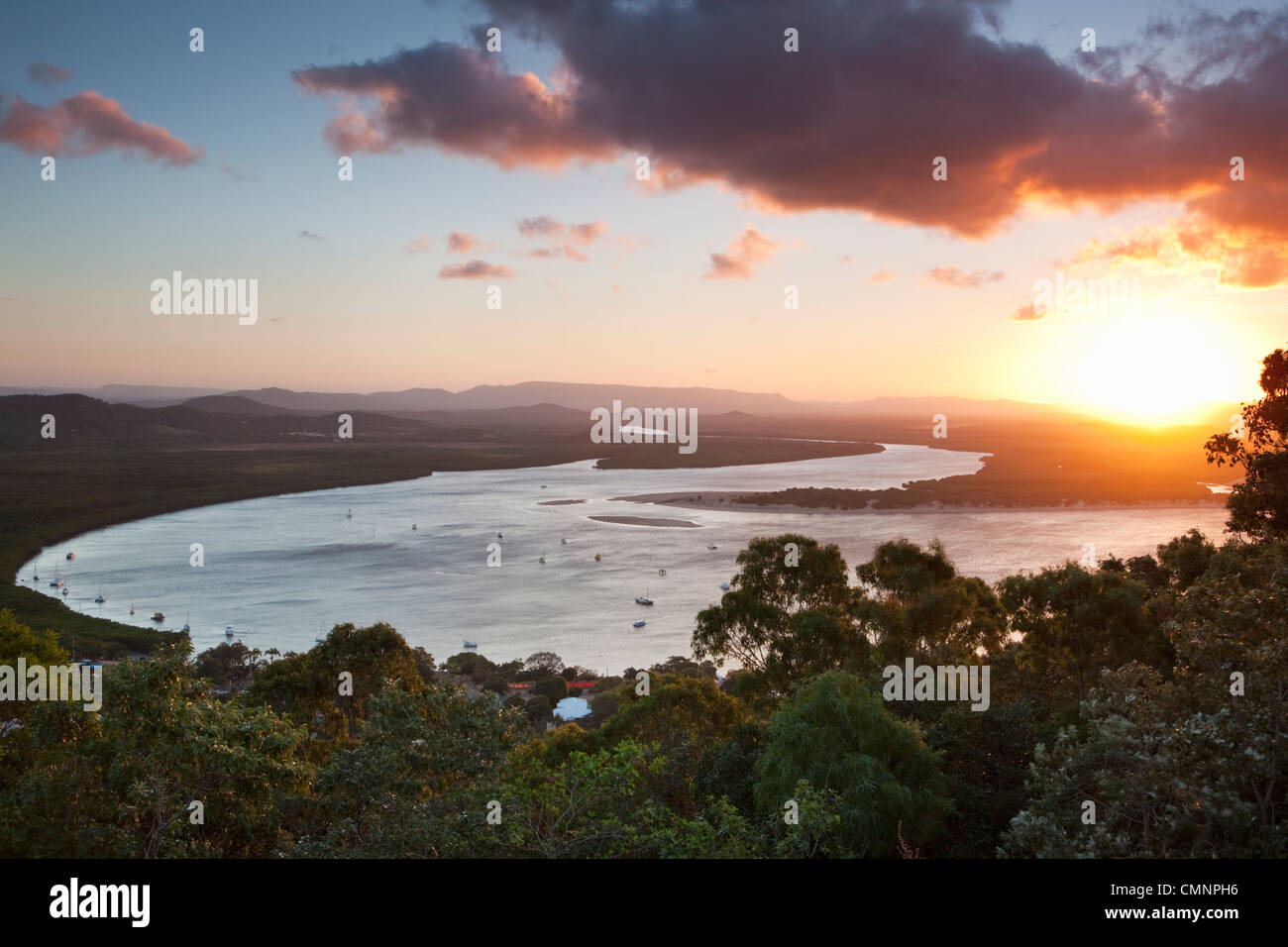 Sunset endeavour river hires stock photography and images Alamy