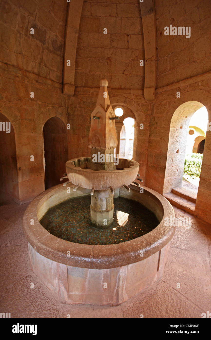Lavabo where monks wash before services at Le Thoronet Abbey  ( L'abbaye du Thoronet) in Var, France . 13th C Cistercian abbey Stock Photo