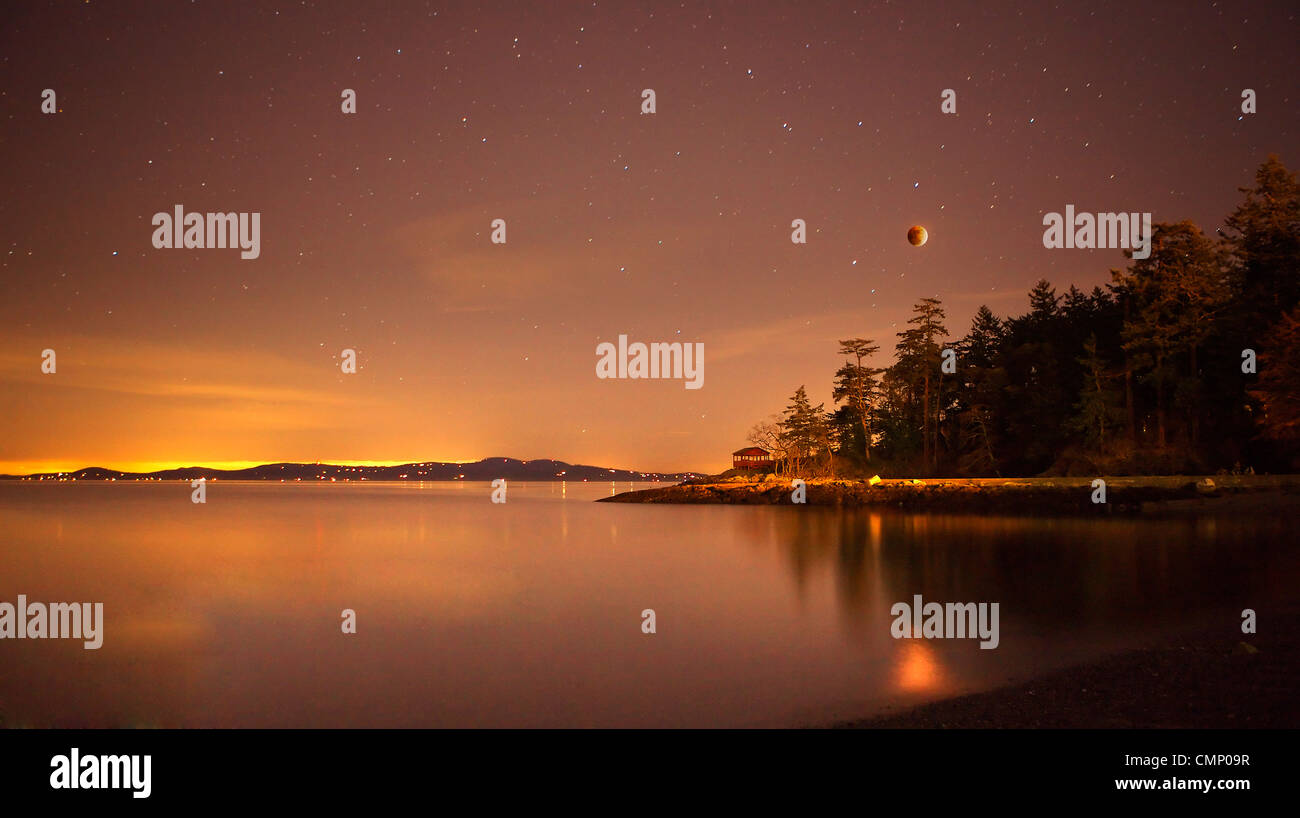 Lunar eclipse, Victoria, British Columbia Stock Photo Alamy
