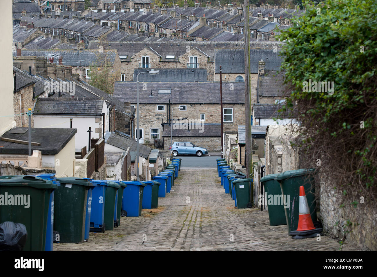 Back street bins uk hires stock photography and images Alamy