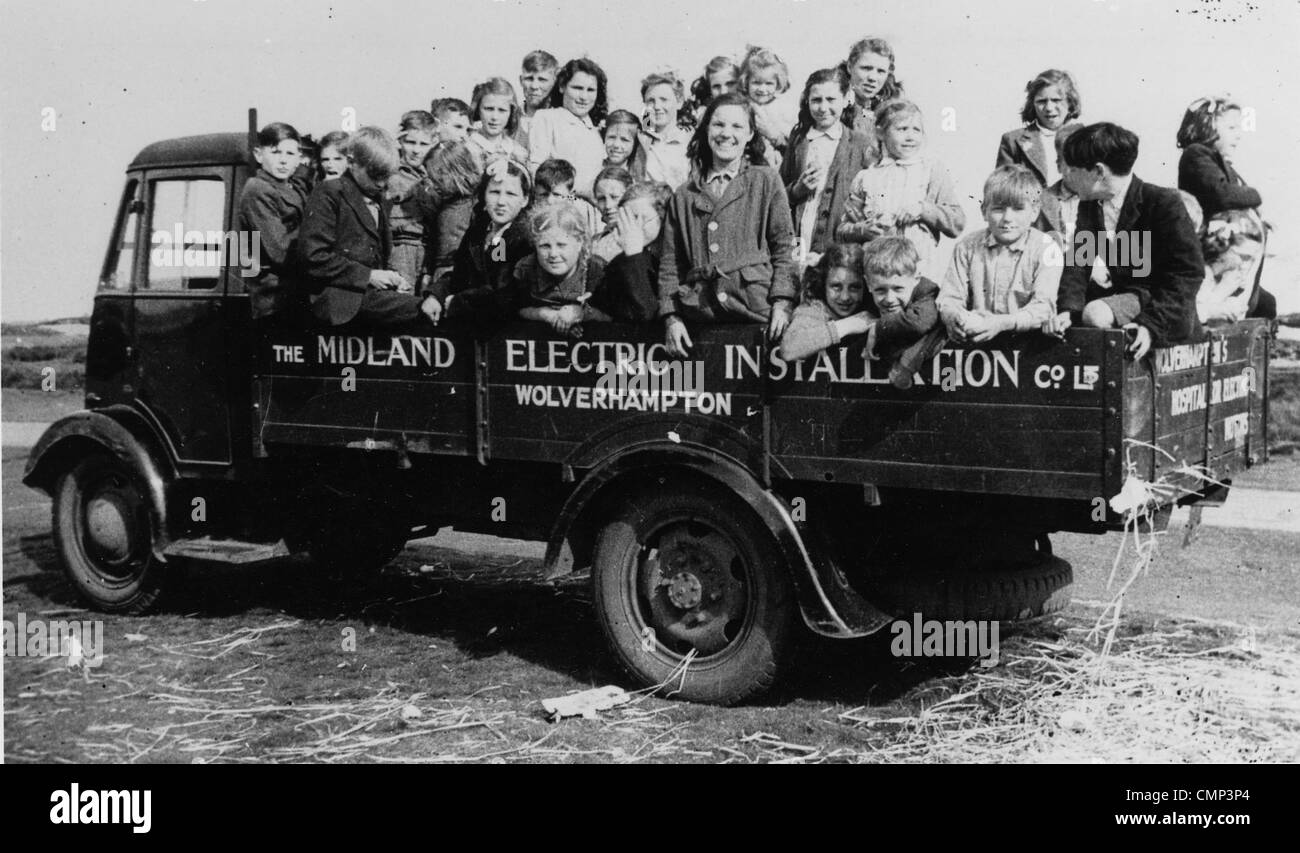 Wolverhampton Lorry Lorry, Midland Electric Installation Company Ltd., Wolverhampton, Mid ...
