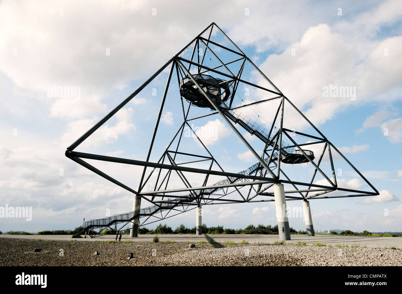 Das Tetraeder, Large tetrahedron sculpture with viewing platforms on old coalmining spoil heap at Bottrop, Ruhr Valley, Germany Stock Photo