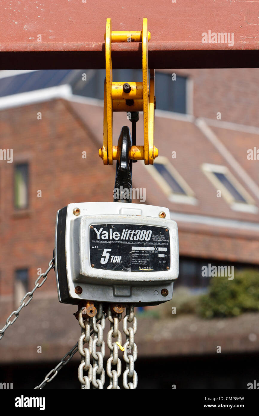 Block and tackle hires stock photography and images Alamy