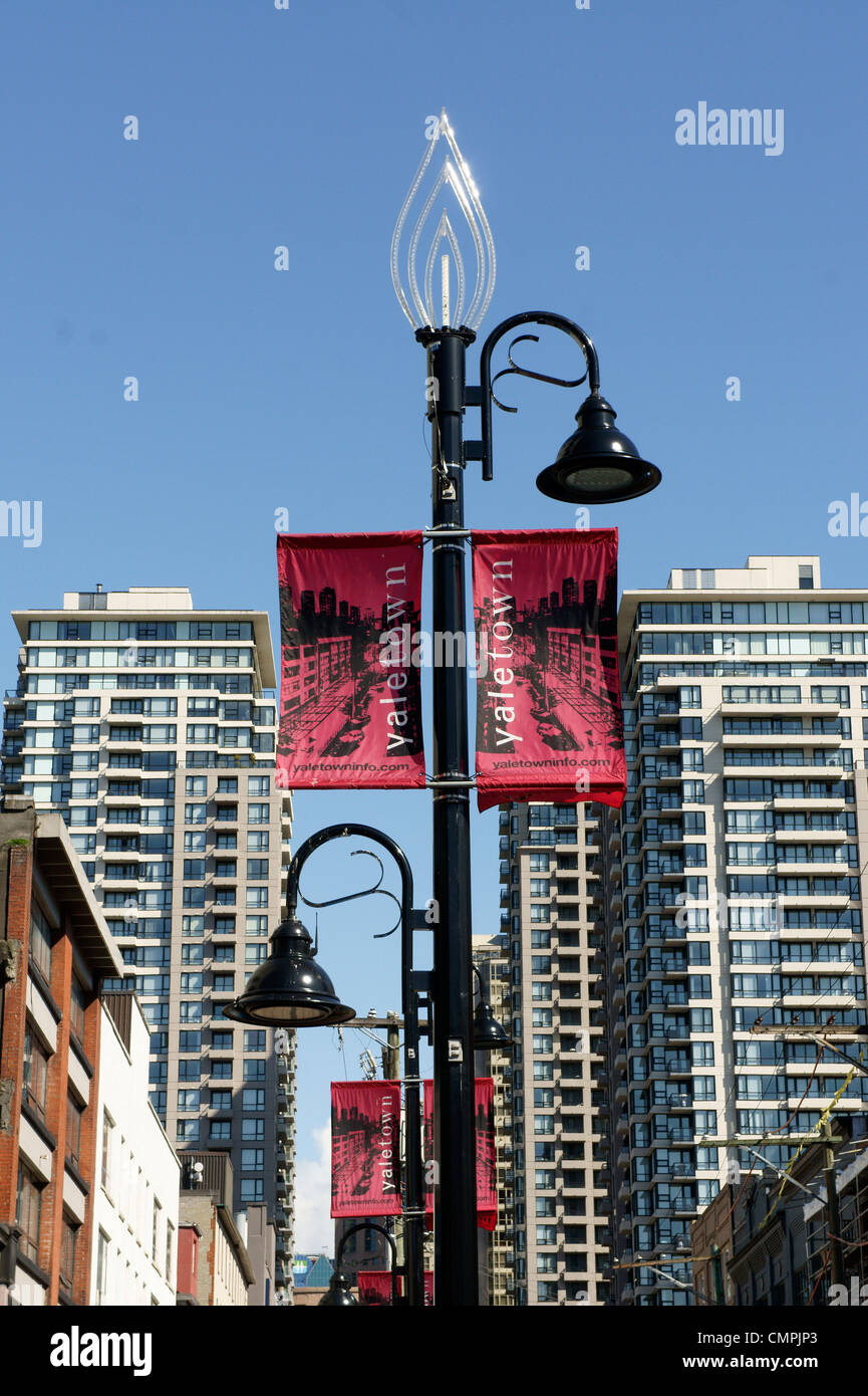 Street lamp banners hires stock photography and images Alamy