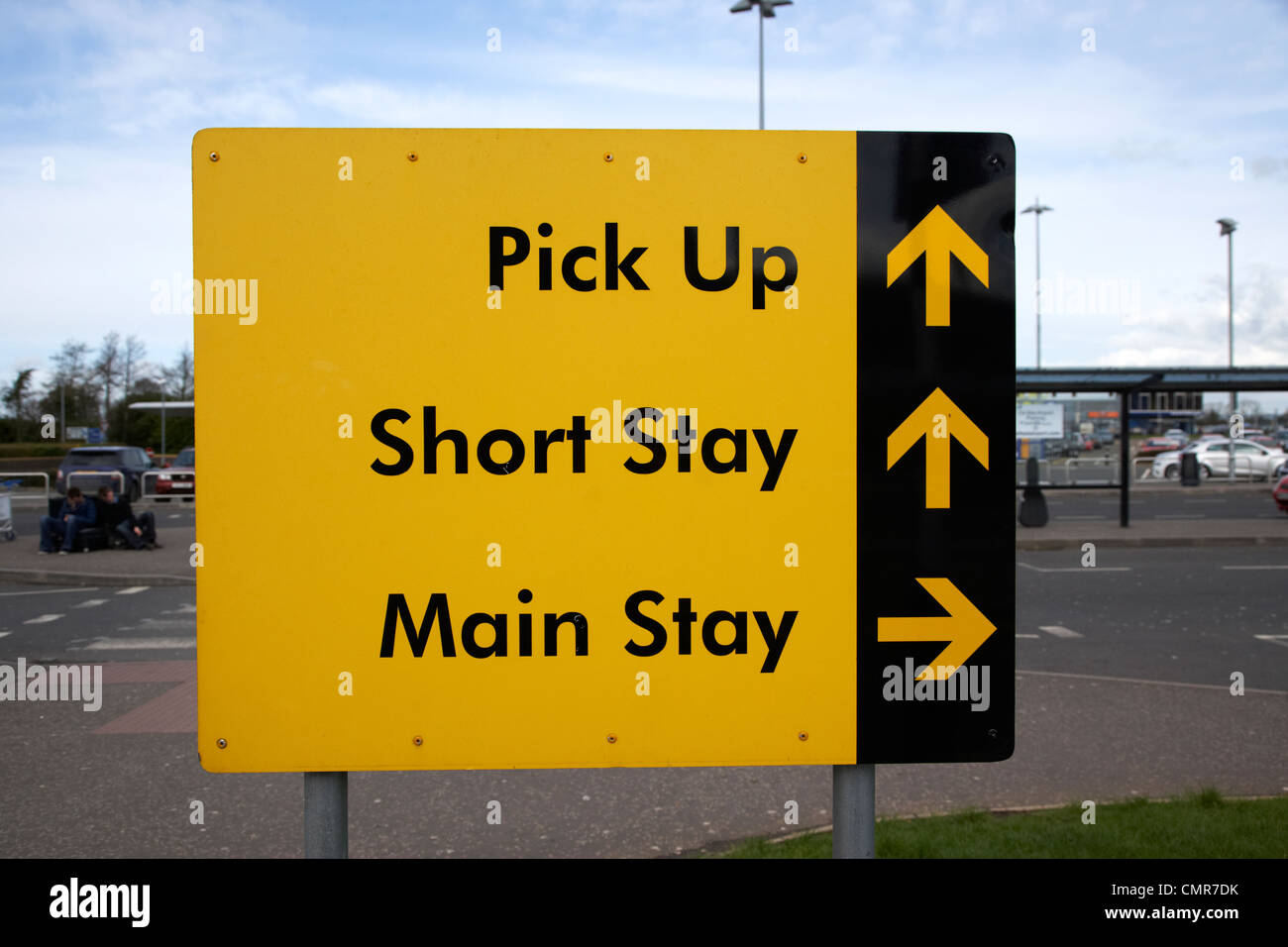 Short stay airport carpark hi-res stock photography and images - Alamy