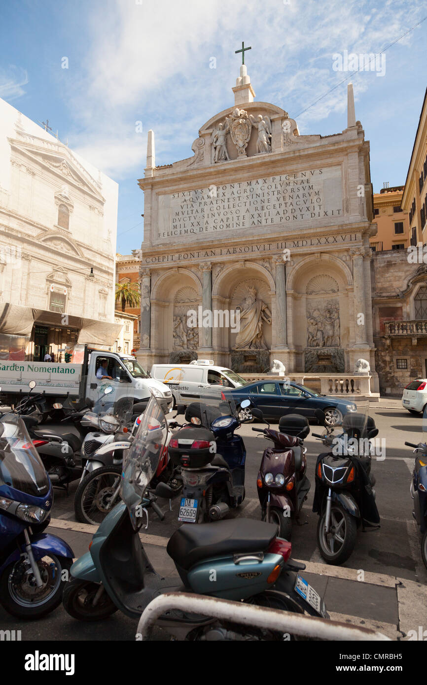 Via Vittora Rome Exterior of Santa Maria della Vittoria Church on the Via Vittorio ...
